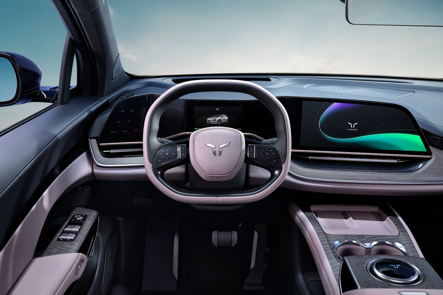 hongqi-ehs7-interieur-page-image-4.png